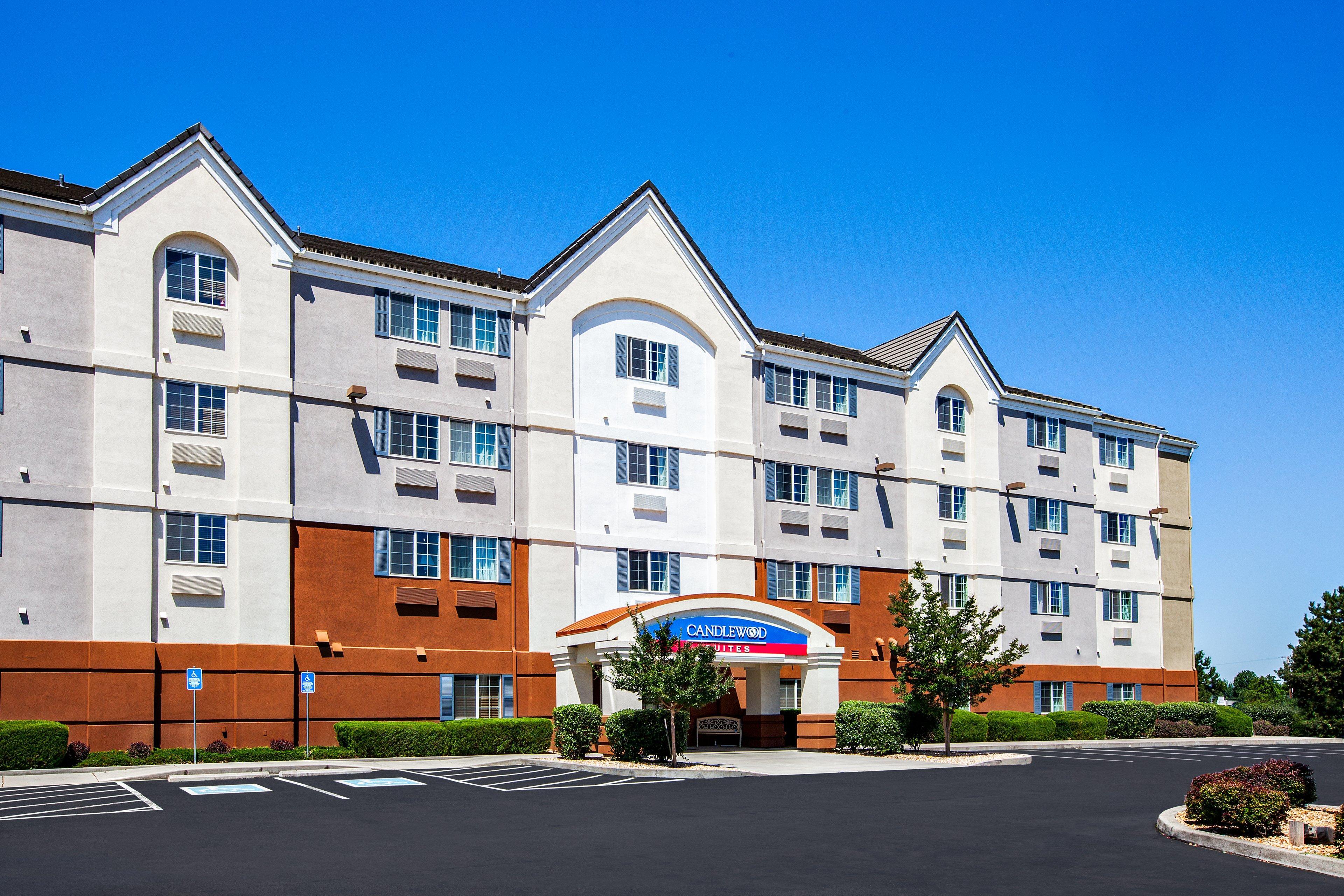 Candlewood Suites Medford By Ihg Exterior foto